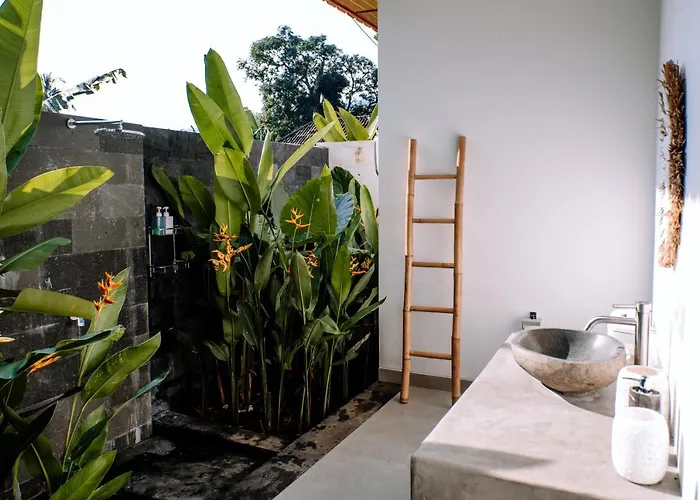 Uhaina Bali Villa